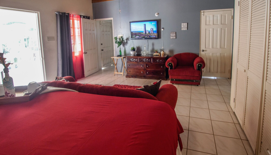 Bedroom 3, 876 JA Oasis by Kingston Airport