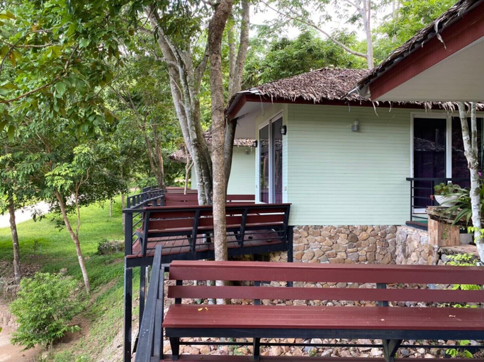 Exterior & Views 2, The Triple M Mountain Resort, Suan Phung