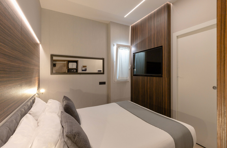 Bedroom 3, AH - Duomo Essence, Milano