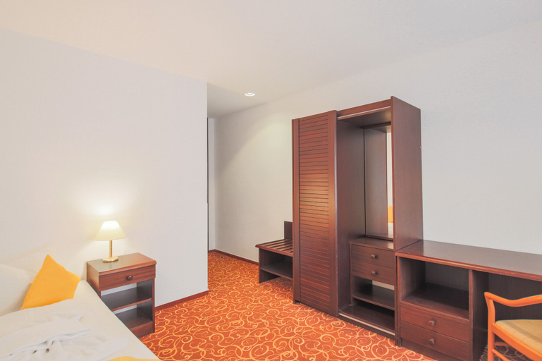 Bedroom 9