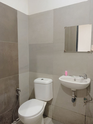 Bathroom 26