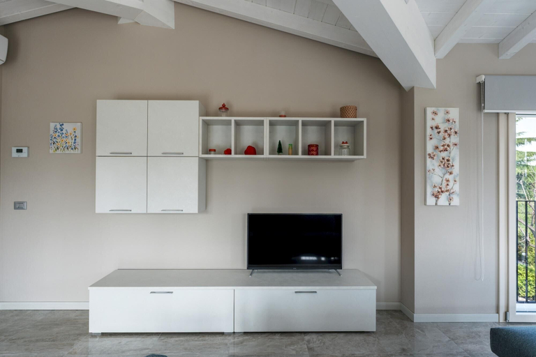 Room 5, Apt24 - Garibaldi 3 in Desenzano del Garda, Brescia