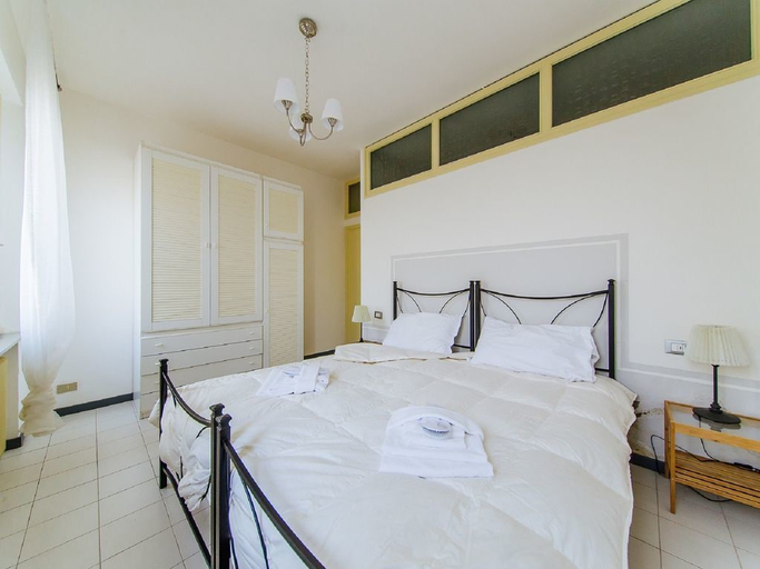 Room 3, Welc-oM Prato della Valle, Padua