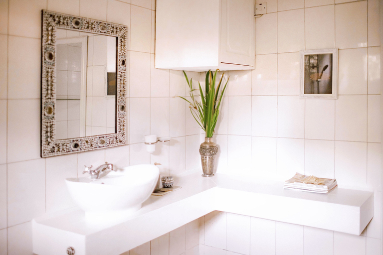 Bathroom 2, Amans Kilimanjaro Villa, Moshi Urban