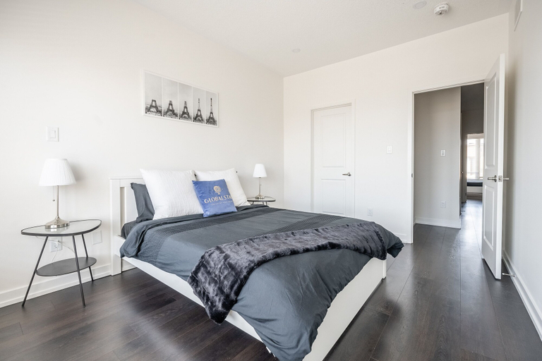 Bedroom 2, GLOBALSTAY 3Bd Modern Townhouse Oakville, Halton