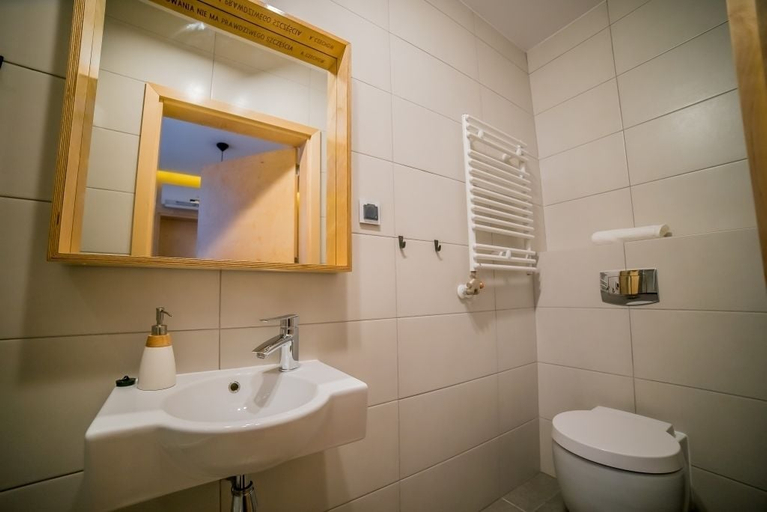 Bathroom 4, Apartamenty Szuflandia, Cieszyn