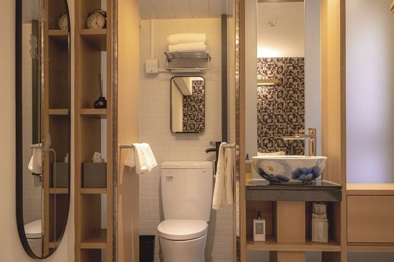 Bathroom 3, Belive&More, Macao