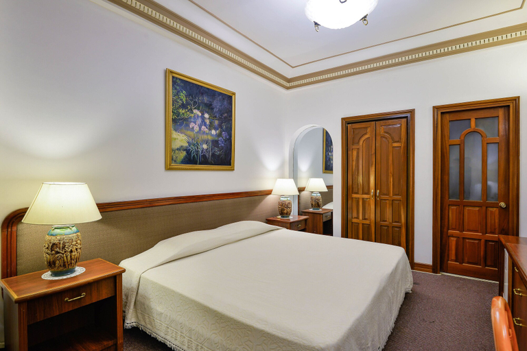 Bedroom 5, The Spring Hotel, District 1