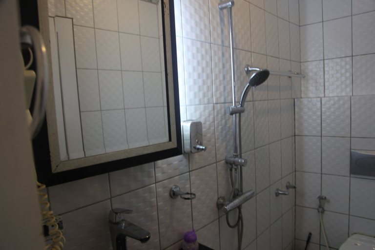 Bathroom 3, GREEN MON KEY RESORT, Malay