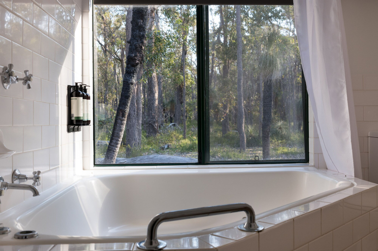Bedroom 4, Island Brook Estate Vineyard and Chalets, Busselton