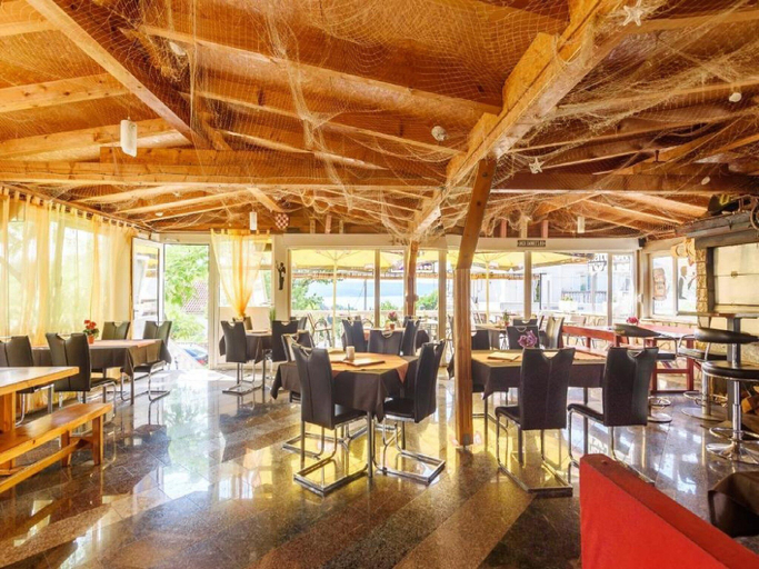 Food & Drinks 4, Apartments Smilje & Maslina, Obrovac