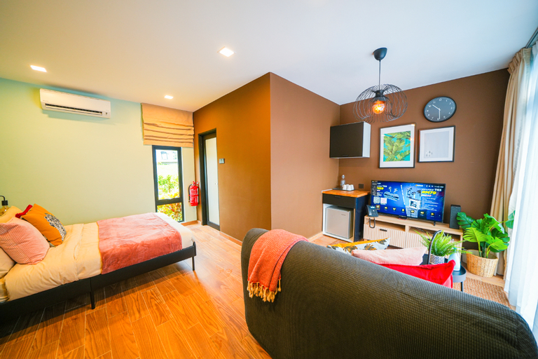 Bedroom 93