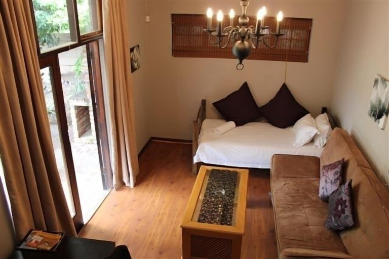 Bedroom 4, Palm Tree Manor, Buffalo City