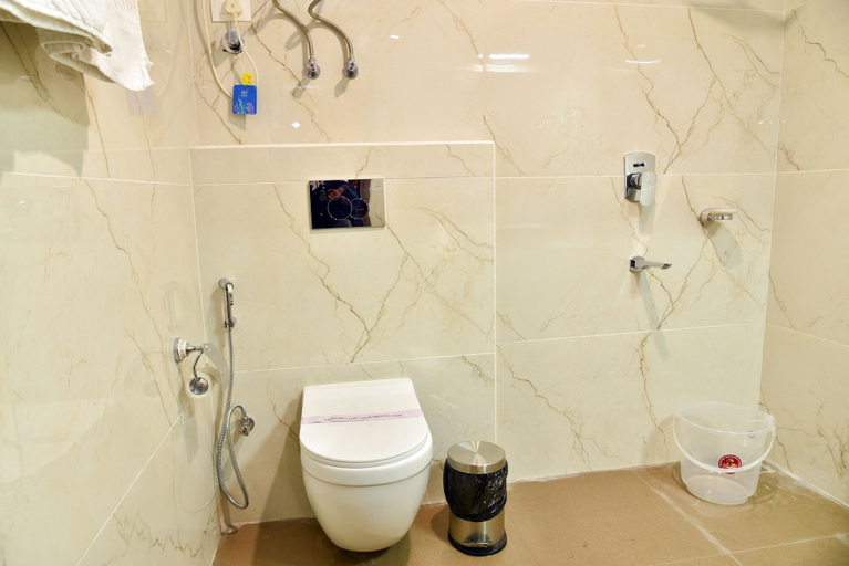 Bathroom 5, Rufina Pinasa Residency, East Sikkim