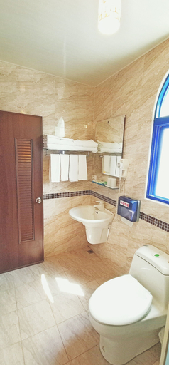 Bathroom 3, Sea Rhyme, Taitung