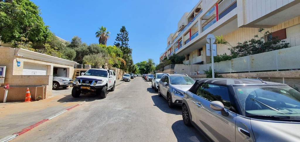Room 4, Ramat Yam Marine in Herzliya