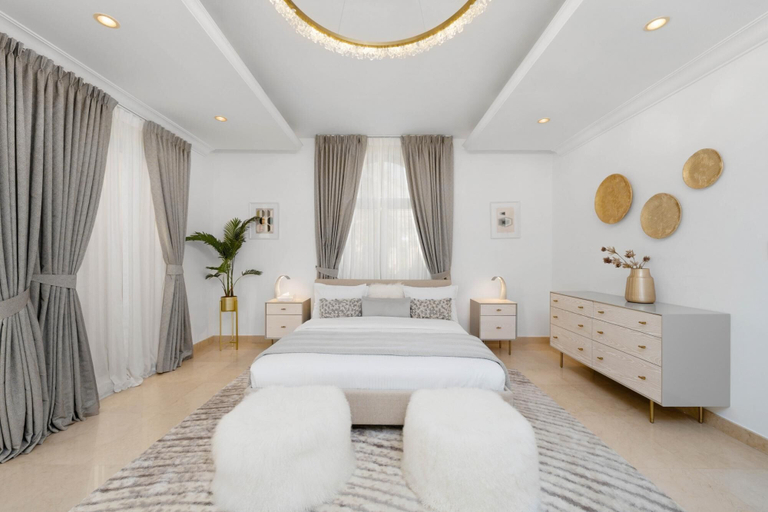 Room 2, Ultra-luxury Villa w Private Pool Beach on Palm, Dubai