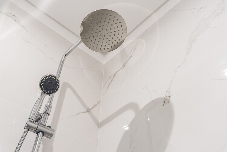 Bathroom 5, Hotel Grande Rio, Porto
