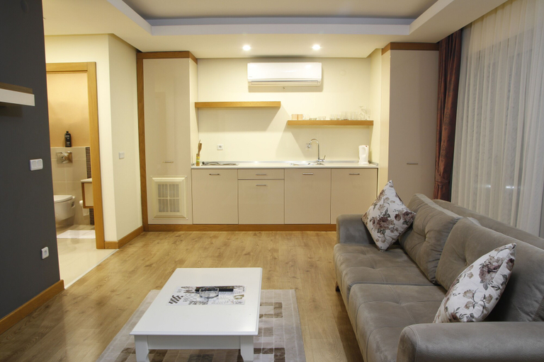 Others 4, Fly Suites, Tuzla