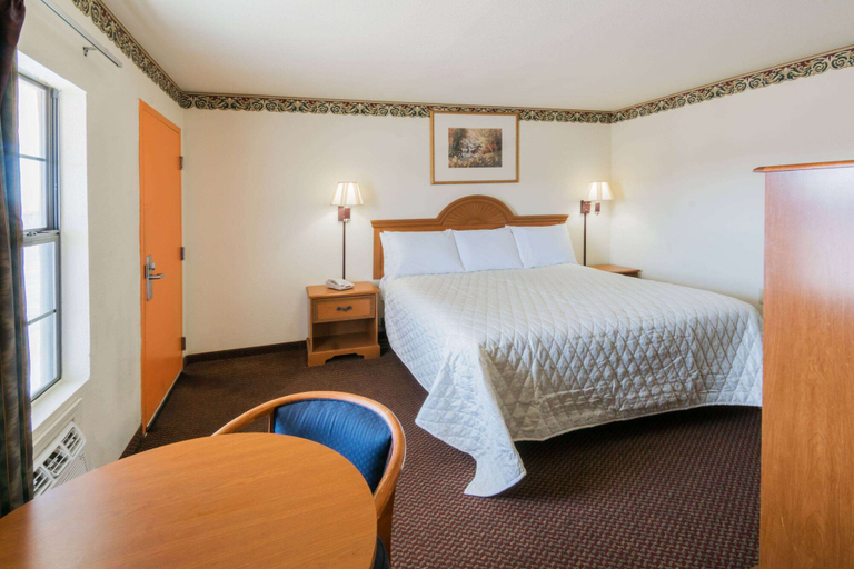 Bedroom 3, Travelodge by Wyndham Temple, Bell
