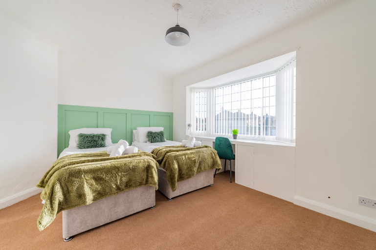 Bedroom 2, Premium 4 Bed Detached in Heswall, Wirral