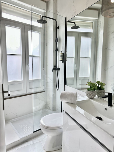 Bathroom 3, YOUROPO - Capela, Porto
