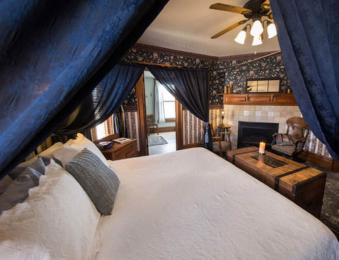Bedroom 3, McConnell Inn, Green Lake