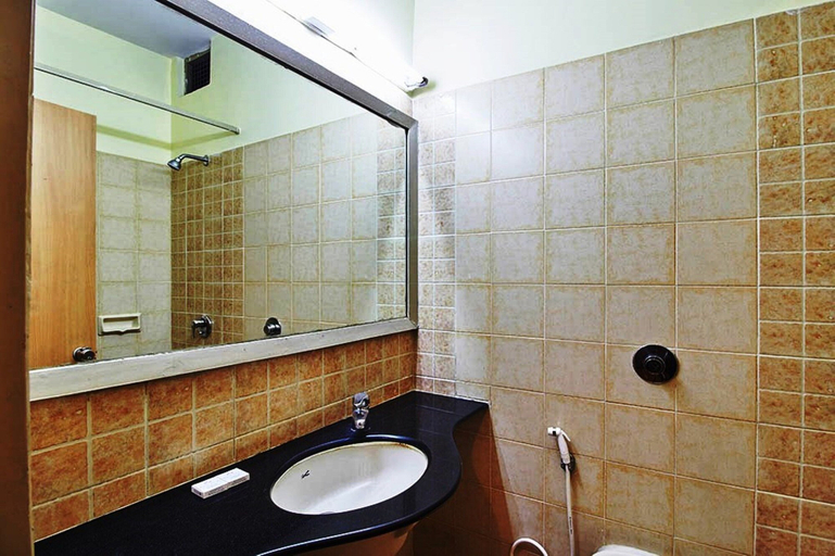 Bathroom 5, Hotel Roopa, Mysore