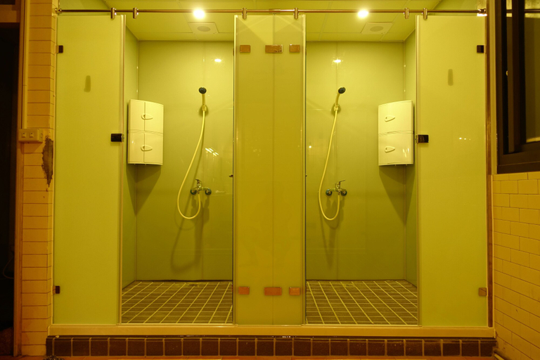 Bathroom 5, Chiayi Petite Hostel, Chiayi City