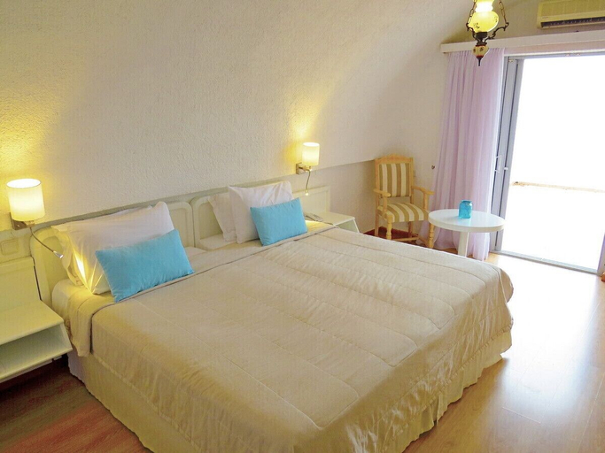 Bedroom 3, Istron Bay Hotel, Crete