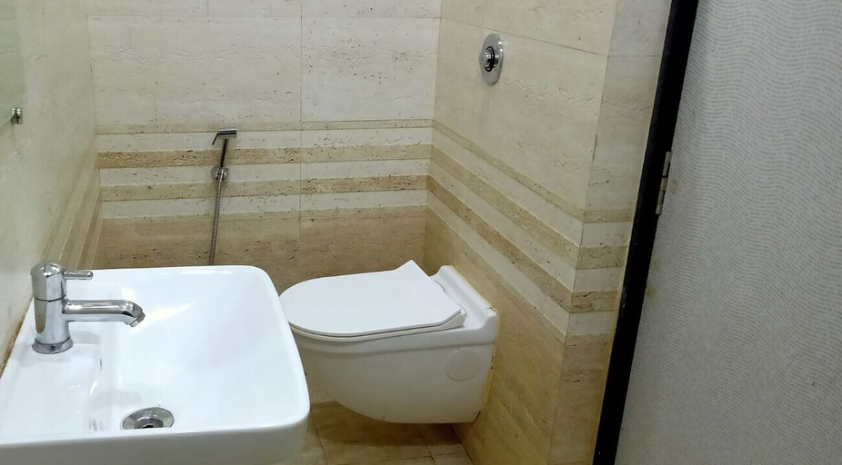 Bathroom 3, Hotel Grand Royal, Raipur