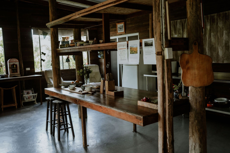 Others 5, Castle Rock Farm, Livingstone - Pt B