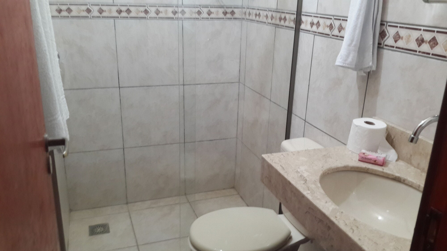 Bathroom 4, Pousada Paraiso, Bonito