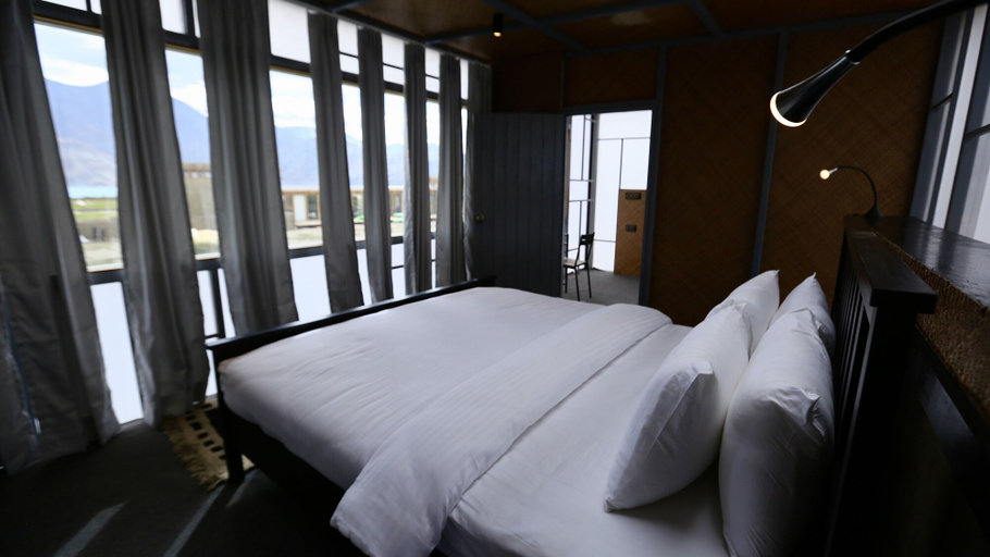 Bedroom 2, The Merak, Leh