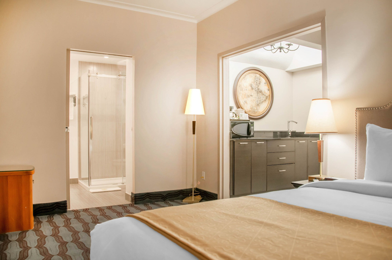 Bedroom 4, Empire Suites, Montréal