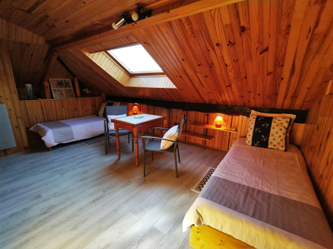 Bedroom 5, NOMAD ALP B&B, Savoie