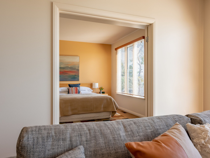 Bedroom 2, Queensberry Springs Villa 1, Hepburn - East