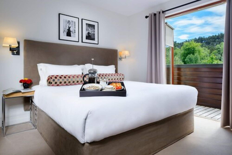 Bedroom, Sheen Falls Country Club