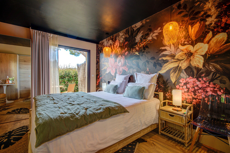 Bedroom 4, Hotel Bastide de Lourmarin, Vaucluse