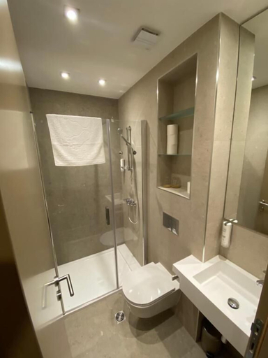 Bathroom 3, Konak Stella, Belgrade
