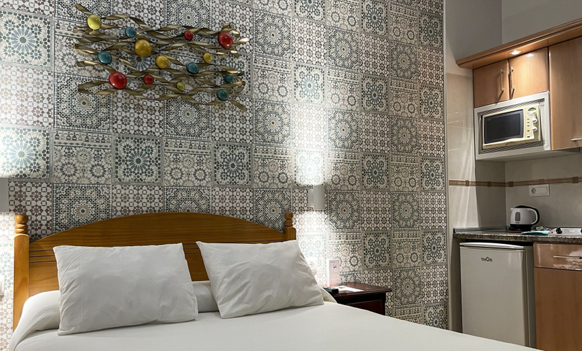 Bedroom 3, Beatriz Charming Hostal, Málaga
