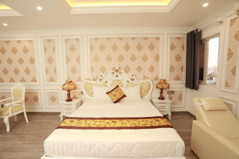Bedroom 8