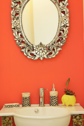 Bathroom 4, Sanyi Wei Wei Feng, Miaoli