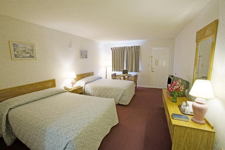 Bedroom 2, Americas Best Value Inn Jonesville, Yadkin