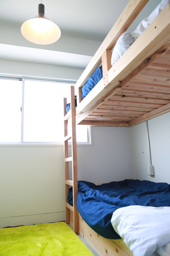 Bedroom 3, uzuhouse - Hostel, Shimonoseki