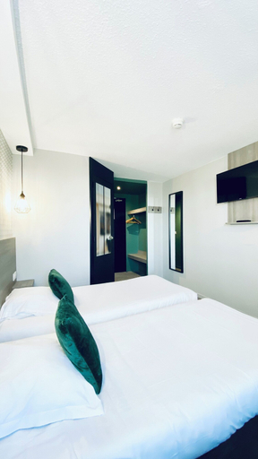 Bedroom 2, Sure Hotel by Best Western Rouvignies Valenciennes, Nord