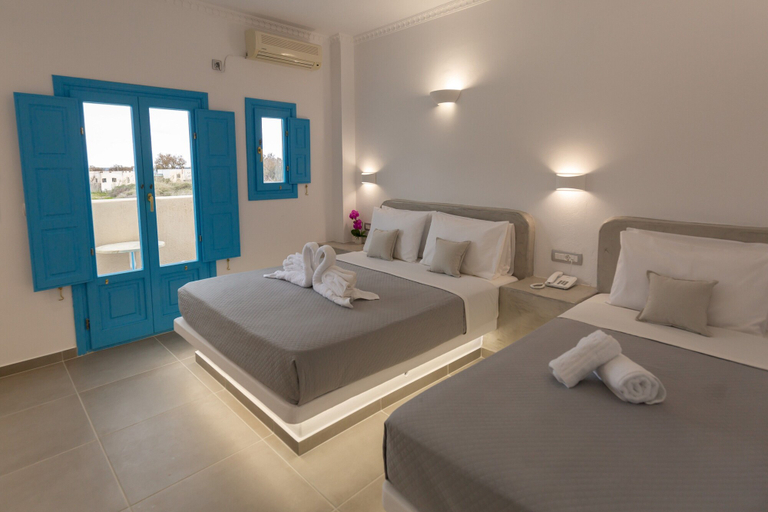 Bedroom 4, Perissa Bay, South Aegean