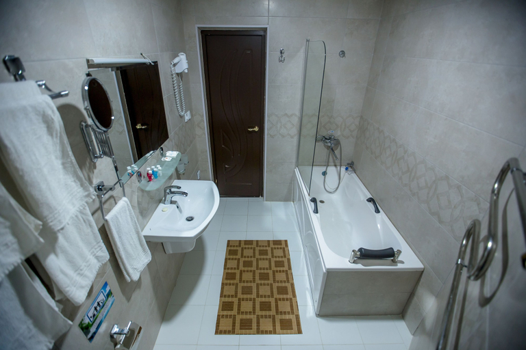 Bathroom 4, Arkanchi Hotel, Xiva