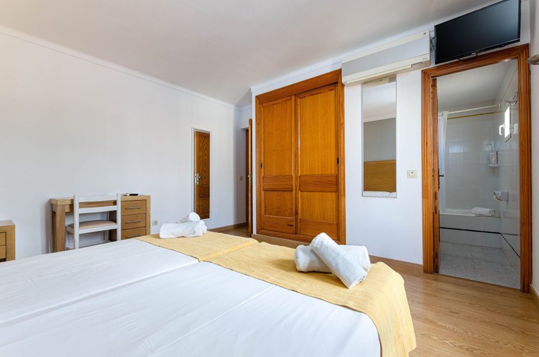 Bedroom 3, Hotel Bellavista, Baleares