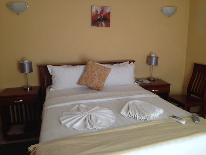 Bedroom, Isabel Guest Suites & Tours, Palapye